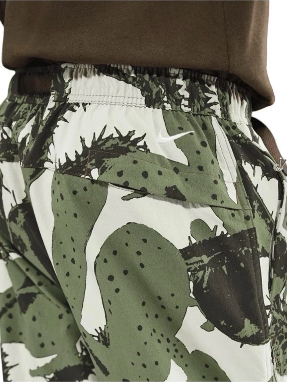 Nike ACG Smith Summit UV Repel 2 In 1 Cargo Pants Camo Green Men's IH3577-229 - Picture 6 of 8